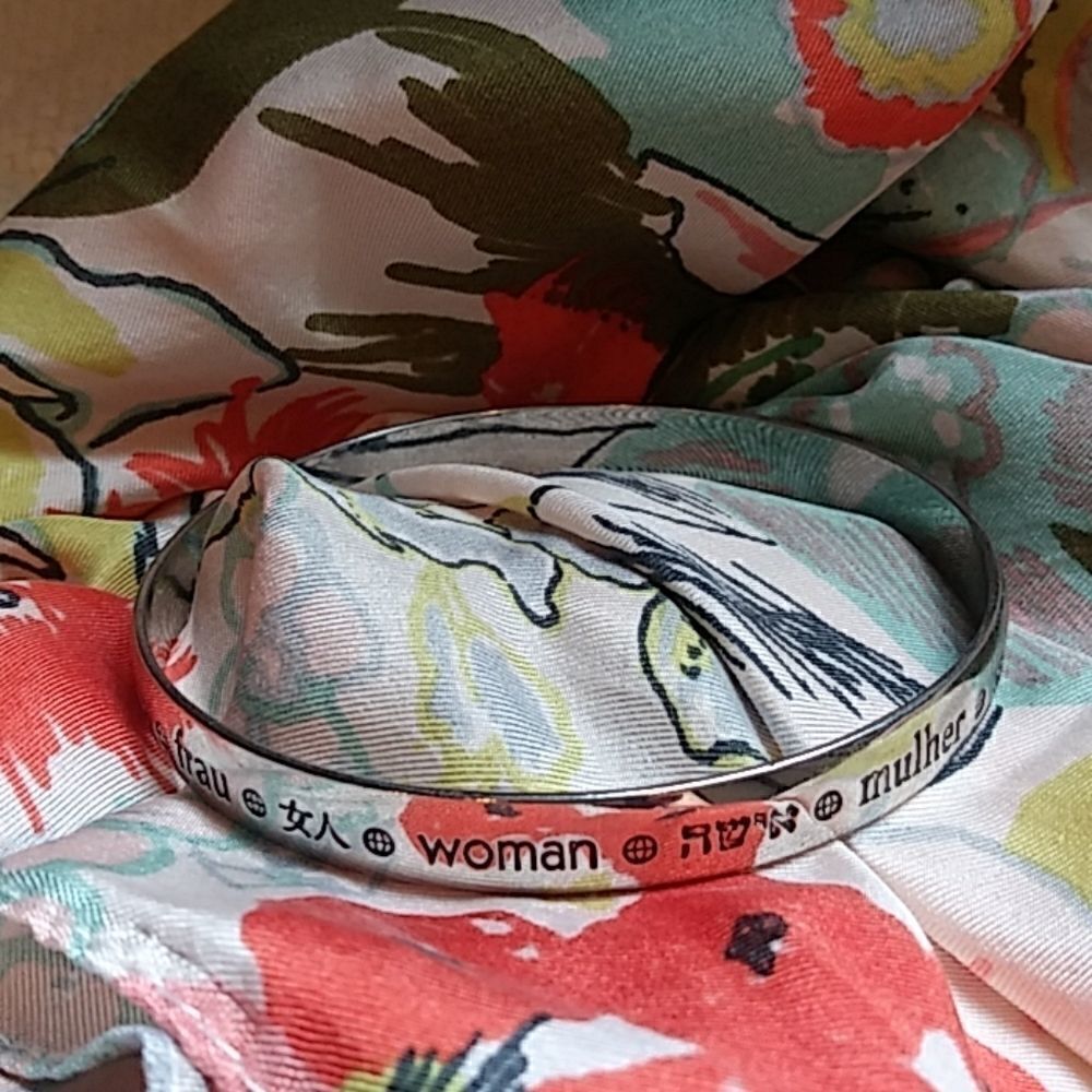 Bracelet   